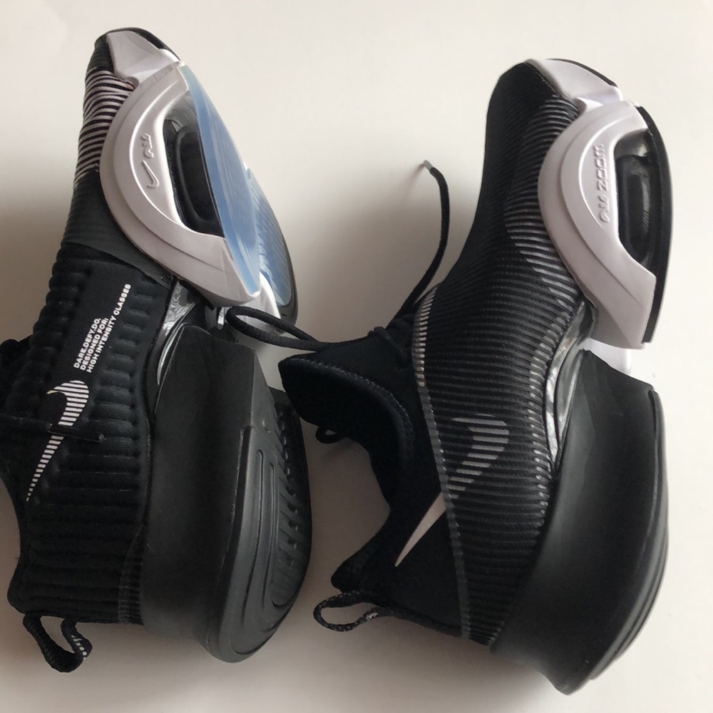 Nike Black/ White Superrep Sneakers - Picture 7 of 8